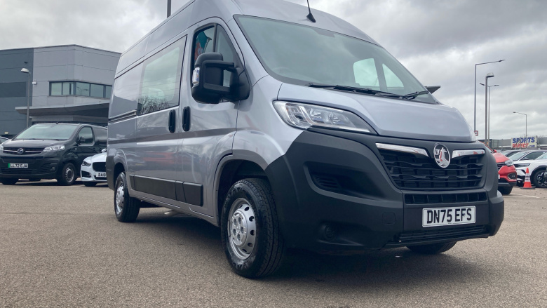 Vauxhall Movano 3500 L2 Diesel Fwd 2.2 Turbo D 140ps H2 Van Prime